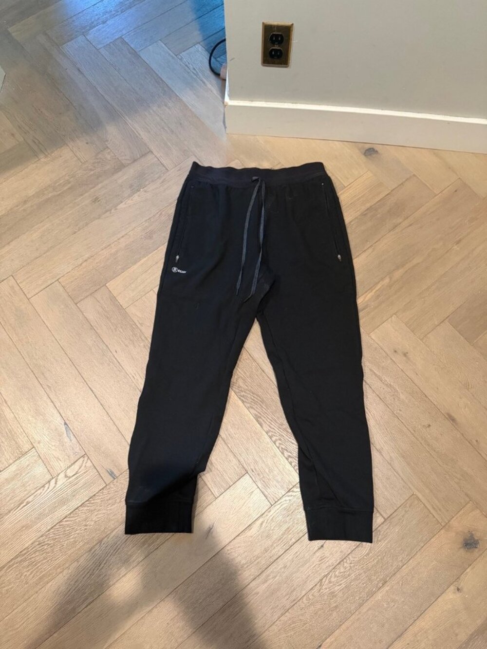 Roark Black Performance Jogger Pants – Men's XL – Travel & Activewear